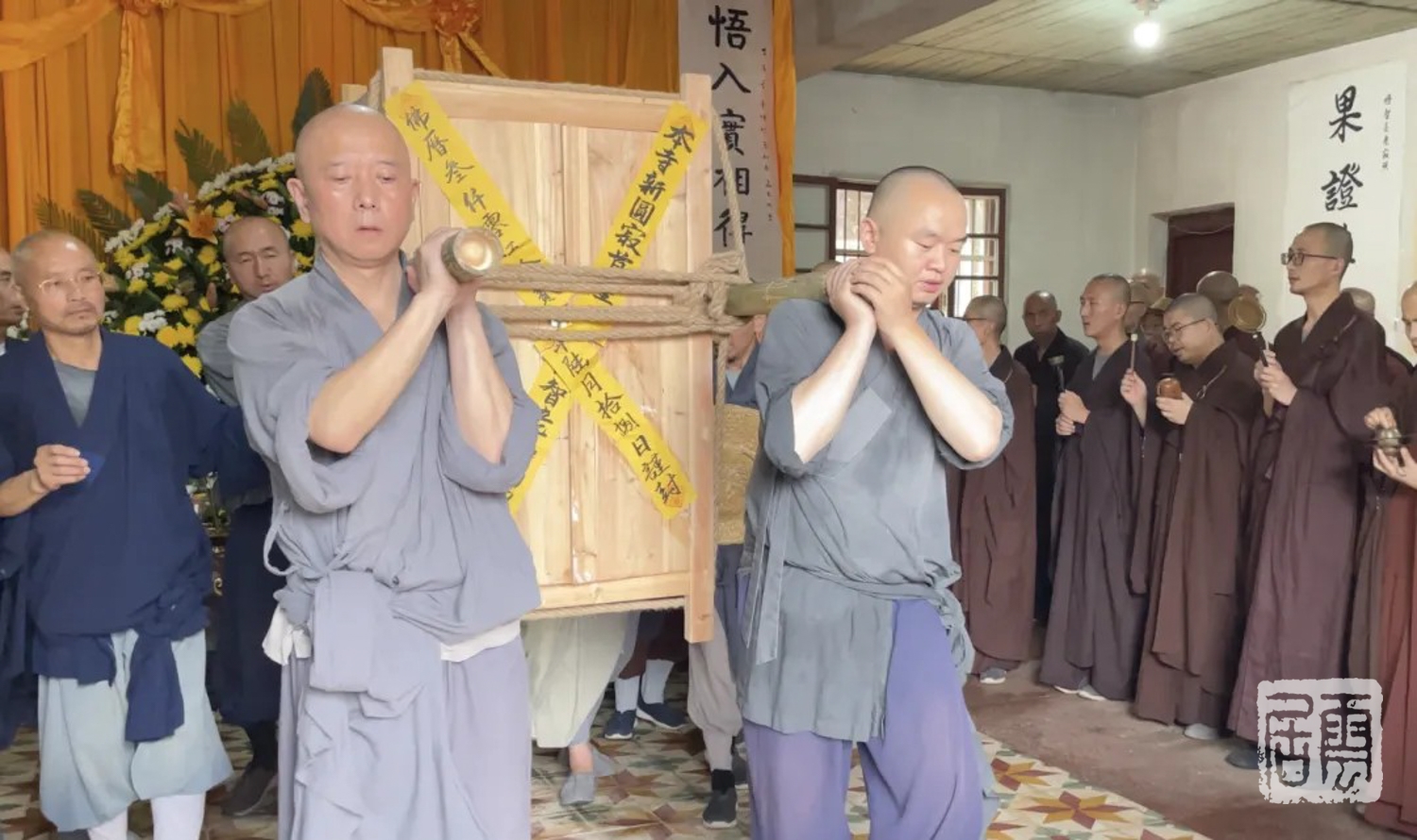 新压缩仪式-7.jpg
